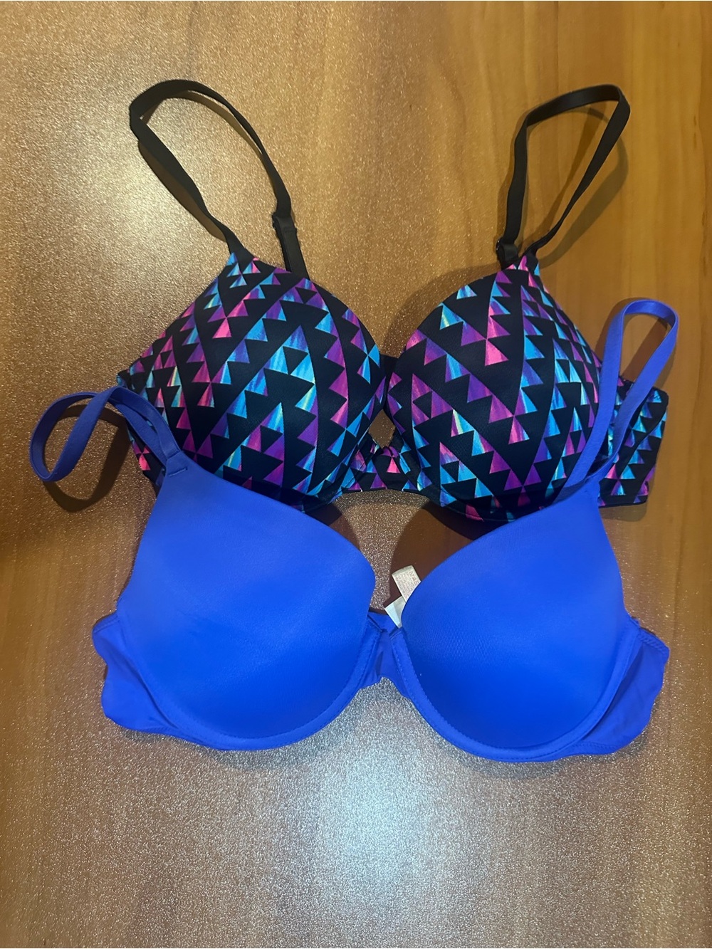 Victoria's Secret PINK Bra Bundle Set of 2 Size 36B - Blue & Geometric Print